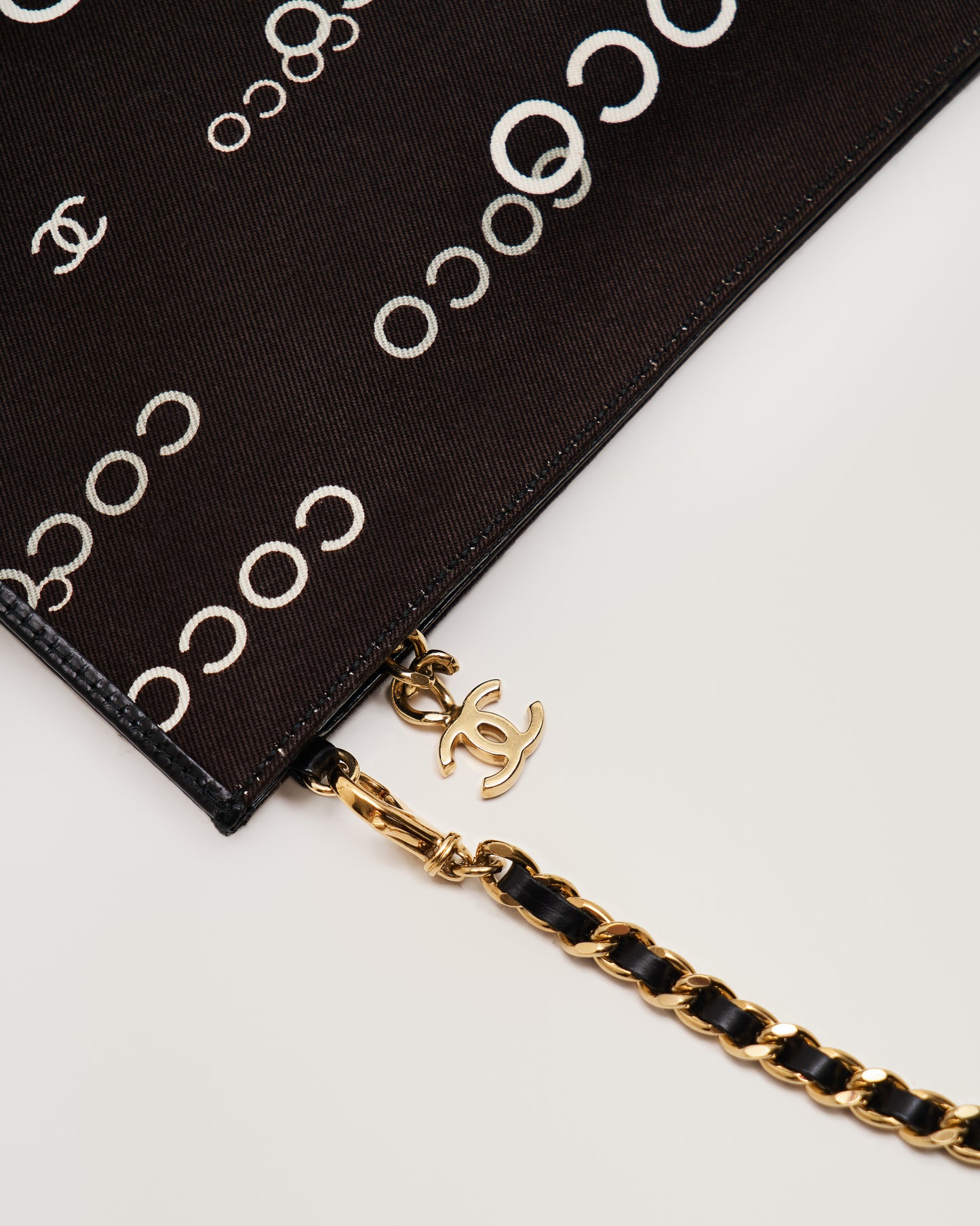 Chanel Vintage Chain Shoulder Bag