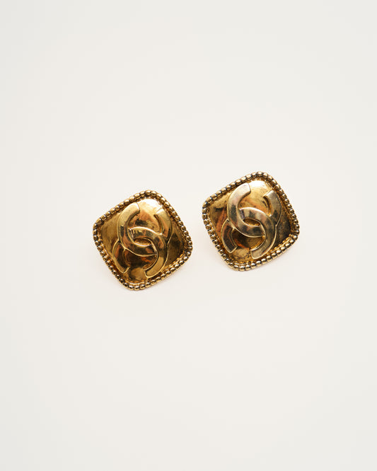 Chanel Vintage Monogram Press On’s